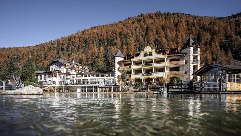 Herbstliche Bergabenteuer im Alpin Spa Hotel die Post in Südtirol - superiorhotels.info
