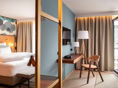 Luxusurlaub - Wellnessbereich - Bad Gastein - Viel Platz in den modernen Zimmern - Seeglück Hotel Forelle