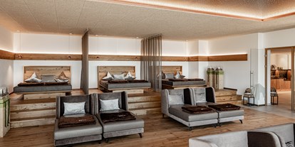 Luxusurlaub - Saunalandschaft: finnische Sauna - 39012 - Ruheraum Südtirol - Panoramahotel Huberhof****s