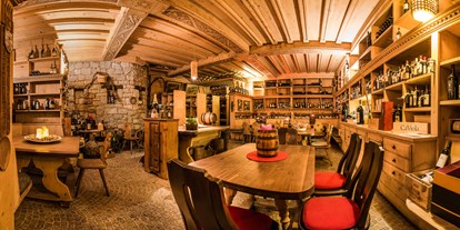 Luxusurlaub - Restaurant: Gourmetrestaurant - Obereggen (Trentino-Südtirol) - Vinothek im Hotel Marlena. Wöchentliche Weinverkostungen - Parkhotel Marlena - Adults Only 14+