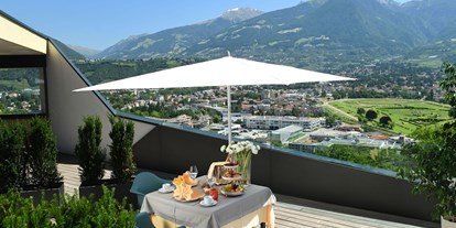 Luxusurlaub - Saunalandschaft: finnische Sauna - Trentino-Südtirol - Frühstück mit Panoramablick - Parkhotel Marlena - Adults Only 14+