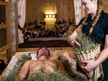 Luxusurlaub - Saunalandschaft: geschlechtergetrennte Sauna - St. Kassian in Abtei - Wellnessangebote - Granbaita Dolomites