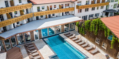 Luxusurlaub - Saunalandschaft: Dampfbad - Bayern - Hanusel Hof Golf & Wellness Hotel