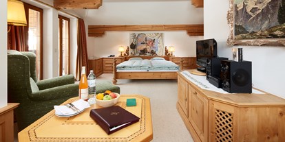 Luxusurlaub - Bettgrößen: Doppelbett - Ried (Arzl im Pitztal) - Hotel Post Lech Jägerzimmer - Hotel Post Lech