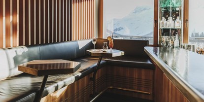 Luxusurlaub - Saunalandschaft: finnische Sauna - Scuol - Hotelbar - Hotel Goldener Berg