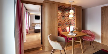 Luxusurlaub - Saunalandschaft: finnische Sauna - Arlberg - Zimmer - Hotel Goldener Berg