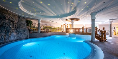 Luxusurlaub - Pools: Infinity Pool - Wilder Kaiser - Wellnessresort Seiwald