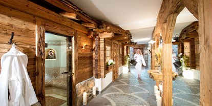 Luxusurlaub - Saunalandschaft: finnische Sauna - Tegernsee - Wellnessresort Seiwald