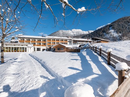 Luxusurlaub - Umgebungsschwerpunkt: Berg - Chieming - Alm- & Wellnesshotel Alpenhof****s