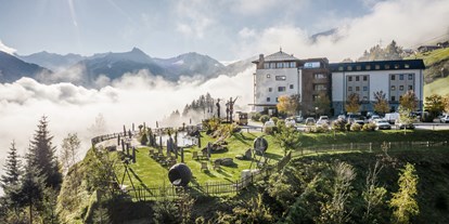 Luxusurlaub - Parkplatz: kostenlos beim Hotel - Österreich - DAS.GOLDBERG Sommer mit Nebel - Das Goldberg