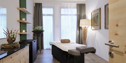 Luxusurlaub - Bettgrößen: Doppelbett - Salzburg - Behandlungsraum DAS.GOLDBERG - Das Goldberg