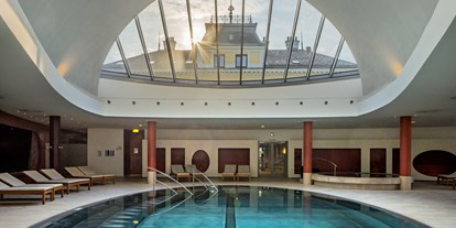 Luxusurlaub - Verpflegung: Frühstück - Traunkirchen - Indoor Pool - Villa Seilern Vital Resort