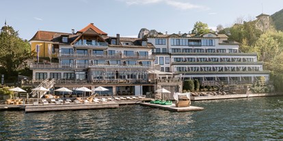 Luxusurlaub - Restaurant: vorhanden - Hof bei Salzburg - Außenansicht - Seehotel Das Traunsee****s
