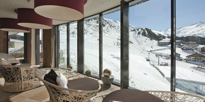 Luxusurlaub - Saunalandschaft: Dampfbad - Tiroler Oberland - Ruheraum - Hotel Gotthard-Zeit