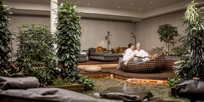 Luxusurlaub - Sauna - Naturns bei Meran - AlpinSPA - 1800m2 
45 m2 Wellnessfläche pro Zimmer! - Alpin Art & Spa Hotel Naudererhof