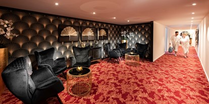 Luxusurlaub - Sauna - Wartebereich für Behandlungen - Hotel Sonnenhof Lam im Bayerischen Wald