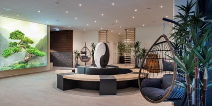 Luxusurlaub - Sauna - Yin-Yang-Kneipp-Anlage in dem brandneuen 5 Elemente SPA - Hotel Sonnenhof Lam im Bayerischen Wald