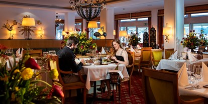 Luxusurlaub - Umgebungsschwerpunkt: Berg - Deutschland - Gartenrestaurant - Hotel Sonnenhof Lam im Bayerischen Wald