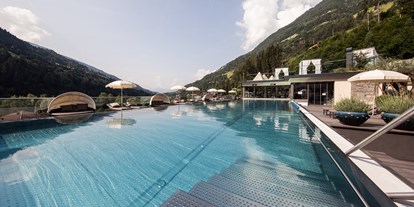 Luxusurlaub - Saunalandschaft: Dampfbad - Naturns bei Meran - Quellenhof Luxury Resort Passeier