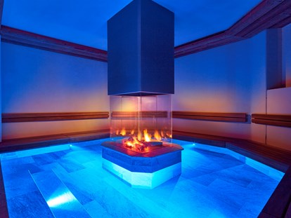 Luxusurlaub - Saunalandschaft: finnische Sauna - Obereggen (Trentino-Südtirol) - 5 Elemente Sauna - Preidlhof***** Luxury DolceVita Resort