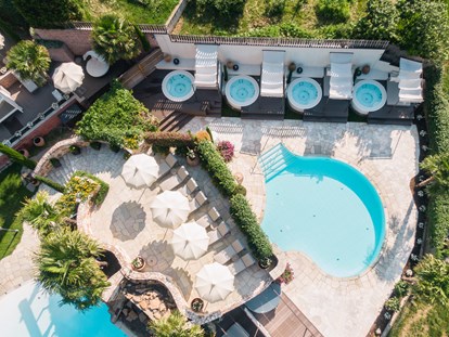 Luxusurlaub - Pools: Innenpool - NEU: Private Outdoor SPA Lounges - Preidlhof***** Luxury DolceVita Resort