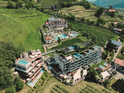 Luxusurlaub - Bar: Poolbar - St. Leonhard (Trentino-Südtirol) - Preidlhof***** - Preidlhof***** Luxury DolceVita Resort