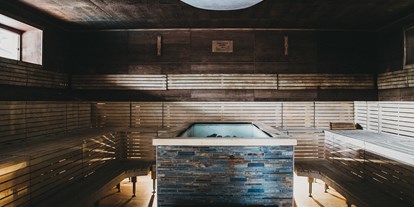 Luxusurlaub - Saunalandschaft: finnische Sauna - Wiener Alpen - Saunabereich in der Therme Linsberg Asia - Hotel & Spa Linsberg Asia****Superior