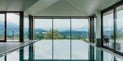 Luxusurlaub - Umgebungsschwerpunkt: Berg - Chieming - Infinity Pool - Romantik Spa Hotel Elixhauser Wirt