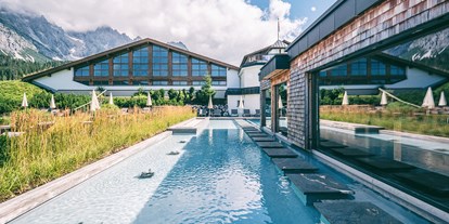 Luxusurlaub - Saunalandschaft: Außensauna - Kaprun - Übergossene Alm Resort