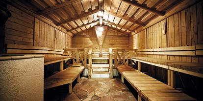 Luxusurlaub - Saunalandschaft: Dampfbad - Neustift im Stubaital - Berg Resort Seefeld