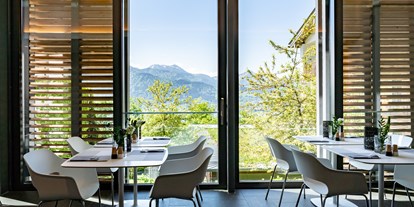 Luxusurlaub - Saunalandschaft: Außensauna - Oberbayern - Spa-Bar - Hotel DAS TEGERNSEE