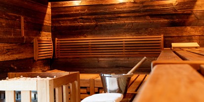Luxusurlaub - Saunalandschaft: Außensauna - Alpbach - Finnische Sauna - Hotel DAS TEGERNSEE