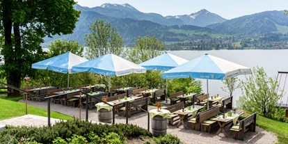 Luxusurlaub - Preisniveau: gehoben - Oberbayern - Biergarten - Hotel DAS TEGERNSEE