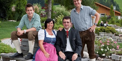 Luxusurlaub - Saunalandschaft: Dampfbad - Reith im Alpbachtal - Die Gastgeberfamilie - Landhotel Schermer