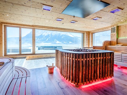 Luxusurlaub - Saunalandschaft: geschlechtergetrennte Sauna - Grän - Entspannte Saunaaufgüsse - Hotel Post Lermoos