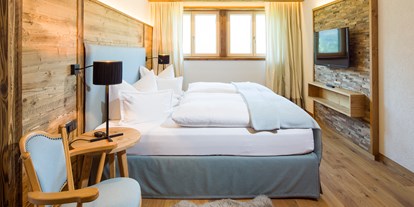 Luxusurlaub - Bettgrößen: Doppelbett - St. Anton am Arlberg - Für die kostbaren Momente der Ruhe, in denen wir Wärme und Geborgenheit suchen. - Haller's Geniesserhotel