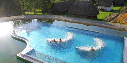 Luxusurlaub - Pools: Innenpool - Bad Waltersdorf - Erlebnisbecken - AVITA Resort****Superior