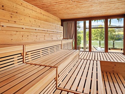Luxusurlaub - Wellnessbereich - Deutschland - Sauna - Allgäu Sonne
