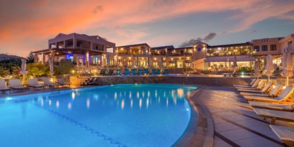 Luxusurlaub - Bar: Poolbar - Epirus-Region - Außenansicht / Pool - Sivota Diamond Spa Resort