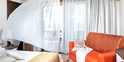 Luxusurlaub - Bettgrößen: King Size Bett - SIvota - Deluxe Double Room Sea View - Sivota Diamond Spa Resort