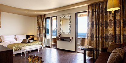 Luxusurlaub - Bettgrößen: King Size Bett - SIvota - Deluxe Junior Suite Sea View - Sivota Diamond Spa Resort