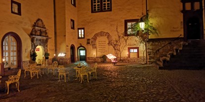 Luxusurlaub - Saunalandschaft: Aromasauna - Sachsen-Anhalt - Innenhof Restaurant - Wasserschloss Westerburg