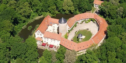 Luxusurlaub - Umgebungsschwerpunkt: Fluss - Sachsen-Anhalt Süd - Luftbild - Wasserschloss Westerburg