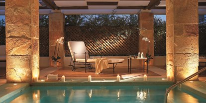 Luxusurlaub - Hotel-Schwerpunkt: Luxus & Wellness - Griechenland - "Elixir Thalasso" Spa Openair Jacuzzi - Grecotel Kos Imperial