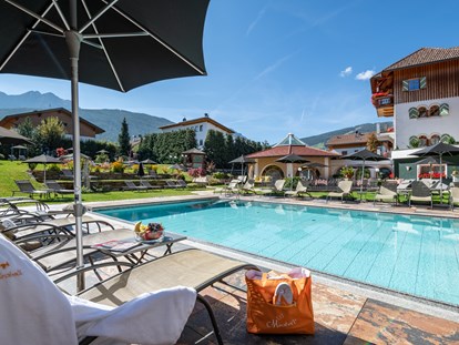 Luxusurlaub - Einrichtungsstil: alpenstil - Trentino-Südtirol - Mirabell Dolomites Hotel . Luxury . Ayurveda & Spa