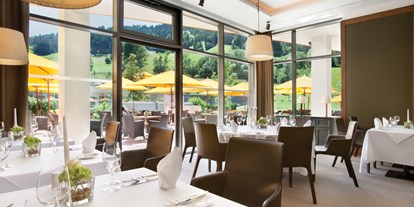 Luxusurlaub - Saunalandschaft: Infrarotkabine - Bad Häring - Kempinski Hotel Das Tirol