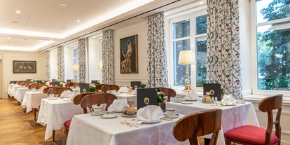 Luxusurlaub - Restaurant: vorhanden - Hof bei Salzburg - Hotel Sacher Salzburg, Frühstücksbereich Salzachzimmer - Hotel Sacher Salzburg