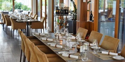 Luxusurlaub - Hotel-Schwerpunkt: Luxus & Ruhe - Österreich - Restaurant "Vier Jahreszeiten" - Schlosspark Mauerbach 