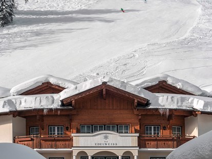 Luxusurlaub - Umgebungsschwerpunkt: Berg - Österreich - Direkter Zugang zur Skipiste - DAS EDELWEISS Salzburg Mountain Resort