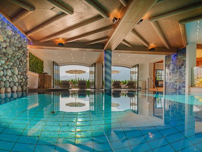 Luxusurlaub - Pools: Innenpool - Pongau - Alpines Lifestyle Hotel Tannenhof